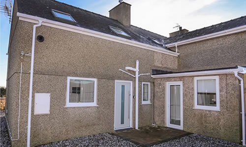 Tyn Fridd Studio dog friendly couples accommodation in North Wales