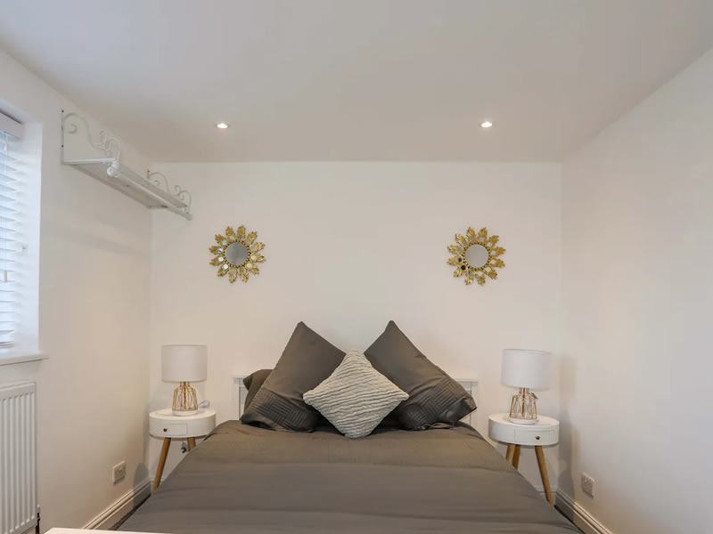 Double bedroom at Tyn Fridd Studio